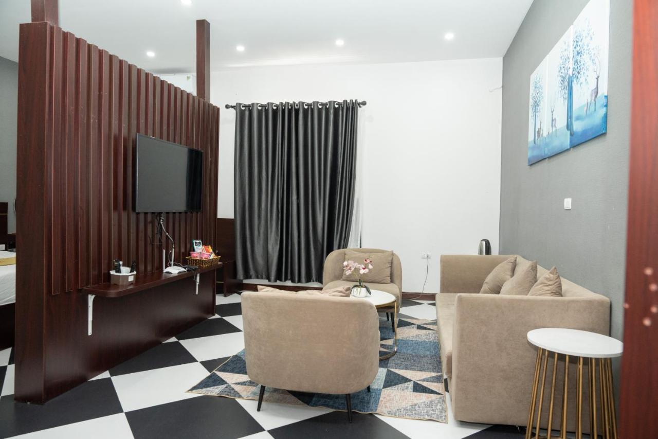 Anh Anh Luxury Hotel Tuyen Quang Buitenkant foto